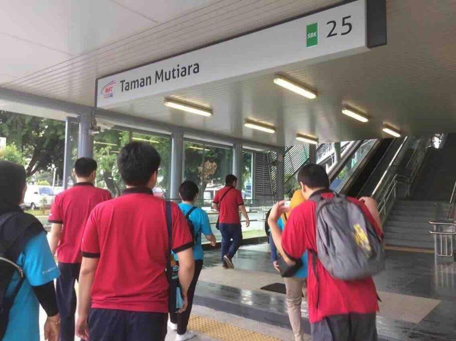 2Br 8Pax Swingduplexekocherasmall—Infinitypool Mrt Kuala Lumpur Eksteriør billede